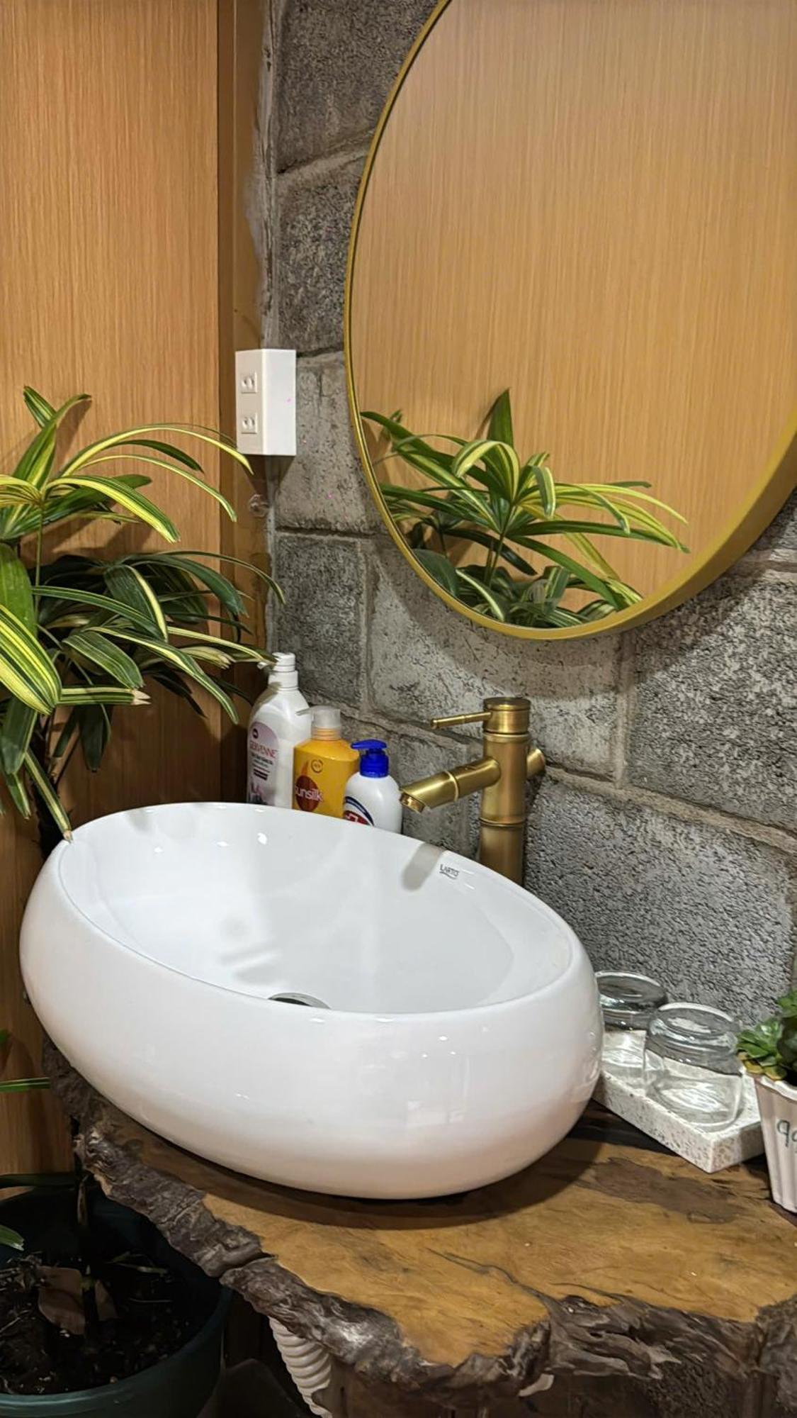 La Garden Homestay Лонгсюен Экстерьер фото